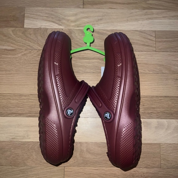 Crocs Classic Lined Clog in Maroon - Picture 9 of 11